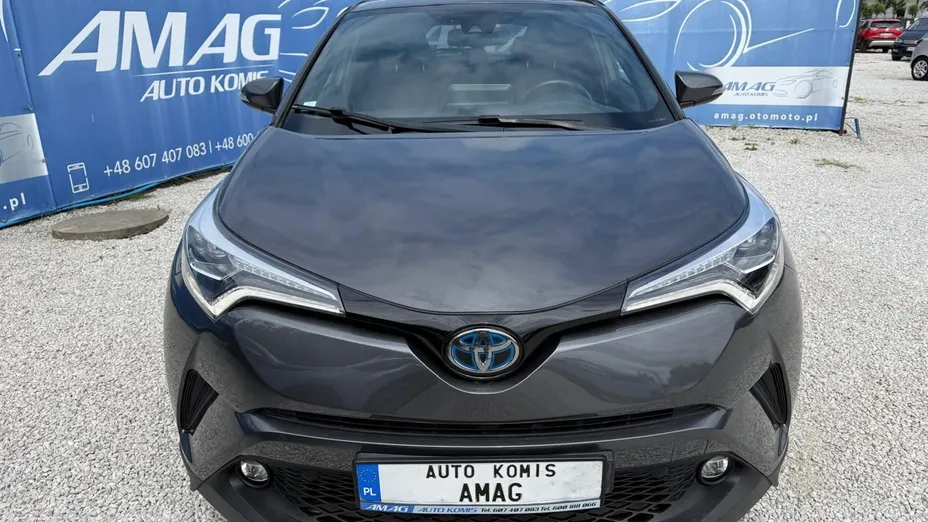 TOYOTA C-HR -
