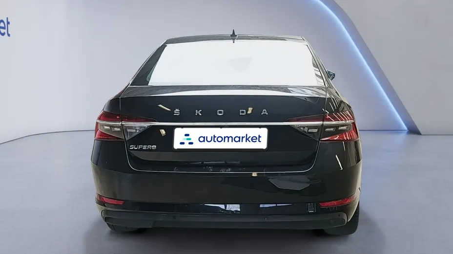 SKODA Superb Superb 2.0 TDI SCR Style DSG