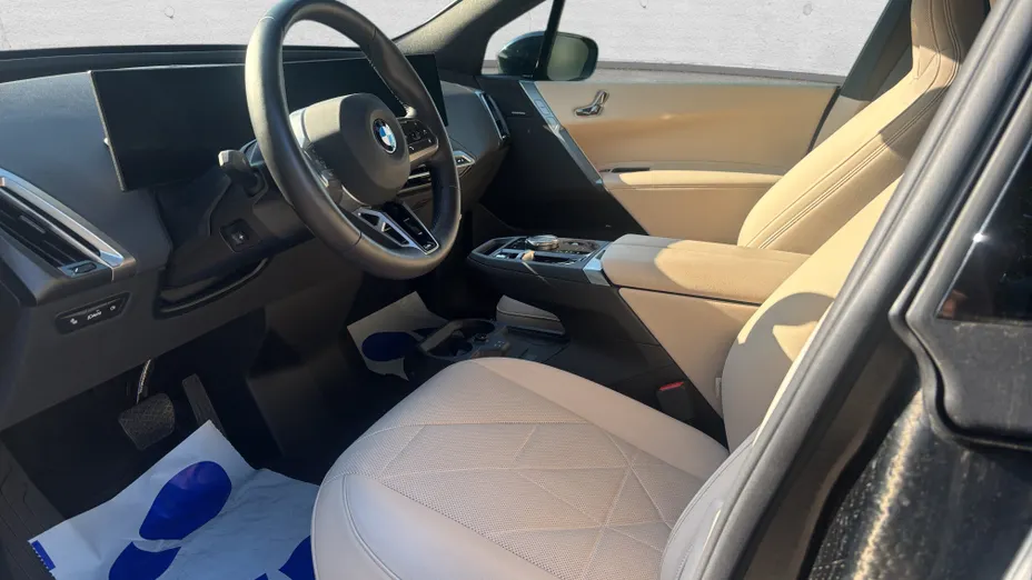 BMW iX iX xDrive40 76.6kWh