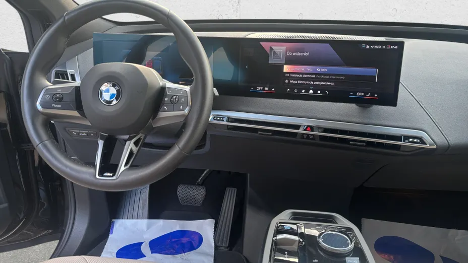 BMW iX iX xDrive40 76.6kWh