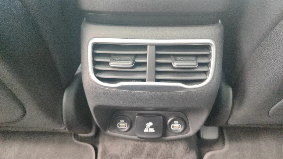 HYUNDAI Santa Fe Santa Fe 1.6 T-GDI PHEV Platinum 4WD aut