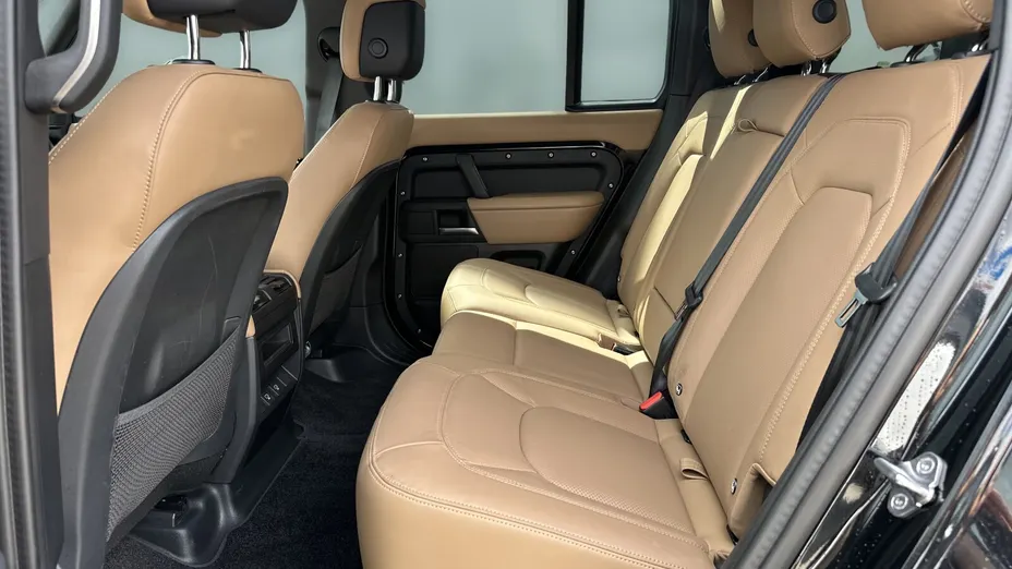 LAND ROVER Defender Defender 110 3.0 D250 mHEV X-Dynamic HSE