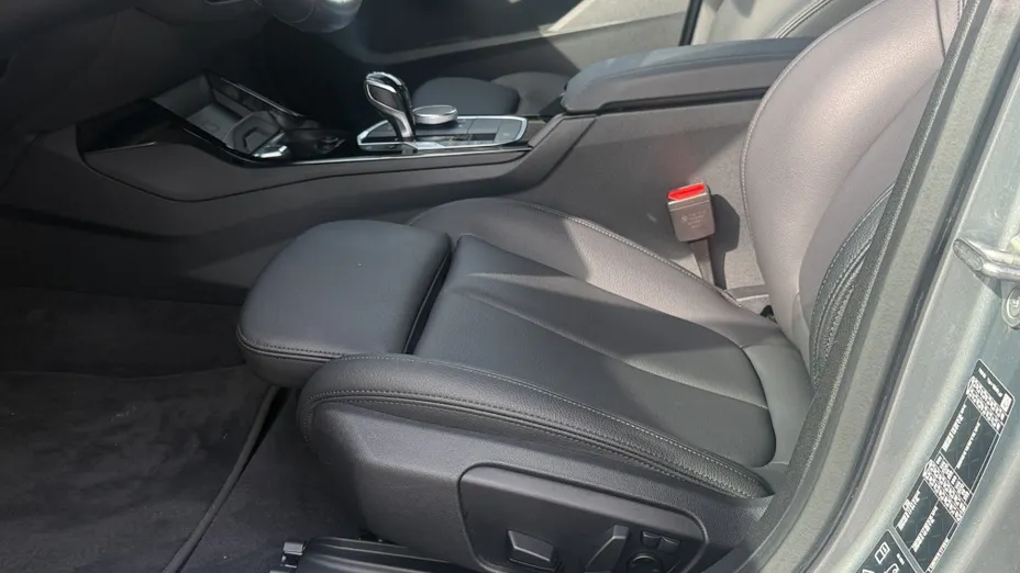 BMW Seria 2 220i xDrive M Sport aut