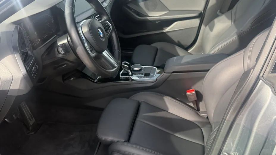 BMW Seria 2 220i xDrive M Sport aut