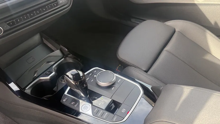 BMW Seria 2 220i xDrive M Sport aut