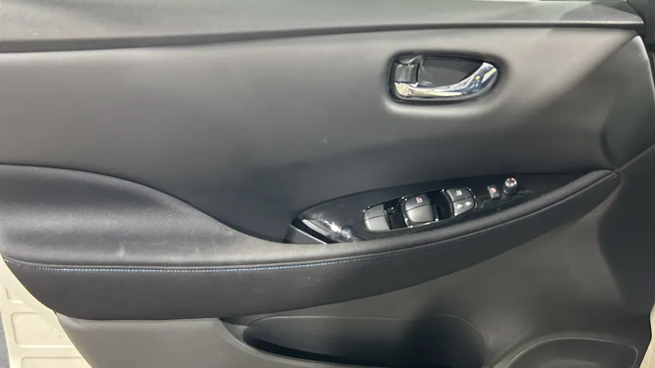 NISSAN Leaf Leaf 40kWh N-Connecta