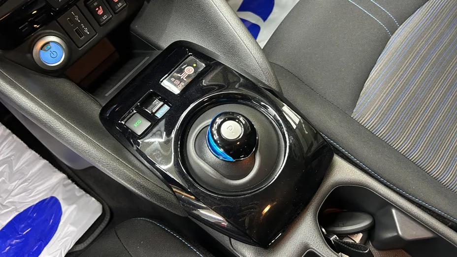 NISSAN Leaf Leaf 40kWh N-Connecta