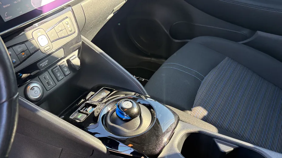 NISSAN Leaf Leaf 40kWh N-Connecta