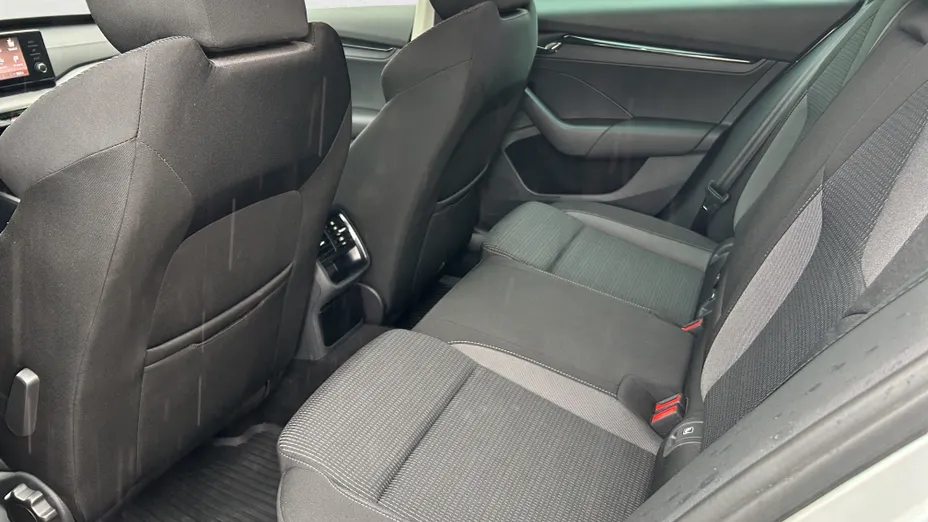 SKODA Octavia Octavia 1.5 TSI e-Tec Ambition DSG
