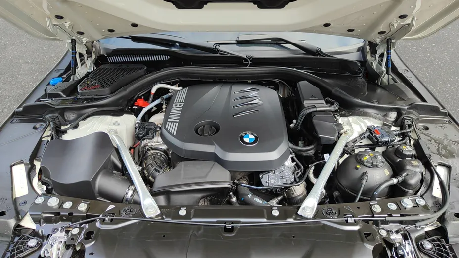 BMW Seria 5 520d mHEV M Sport aut