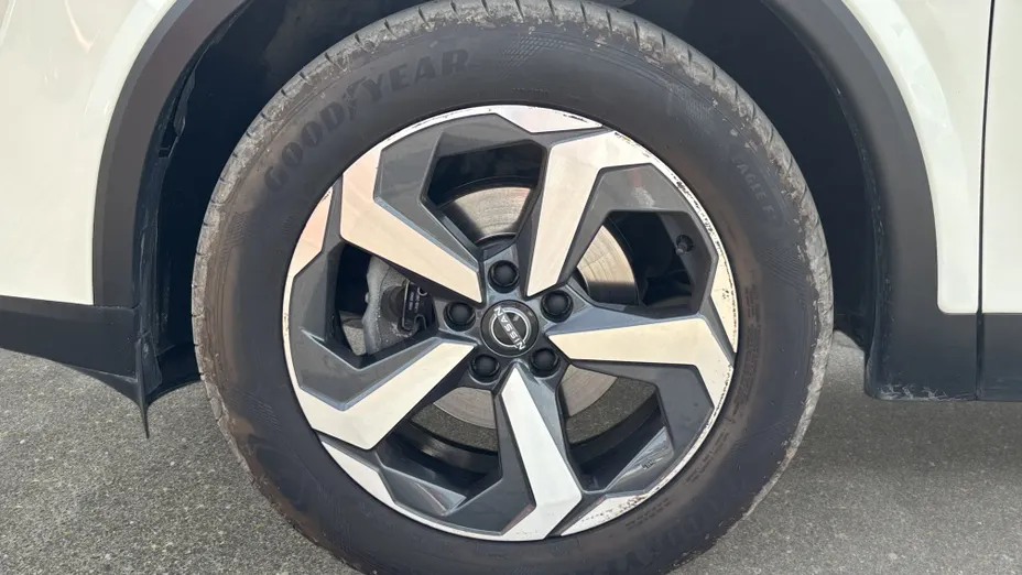 NISSAN Qashqai Qashqai 1.3 DIG-T mHEV N-Connecta Xtronic