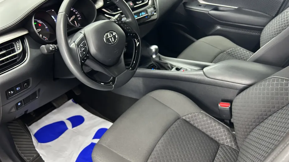 TOYOTA C-HR C-HR 1.8 Hybrid GPF Comfort