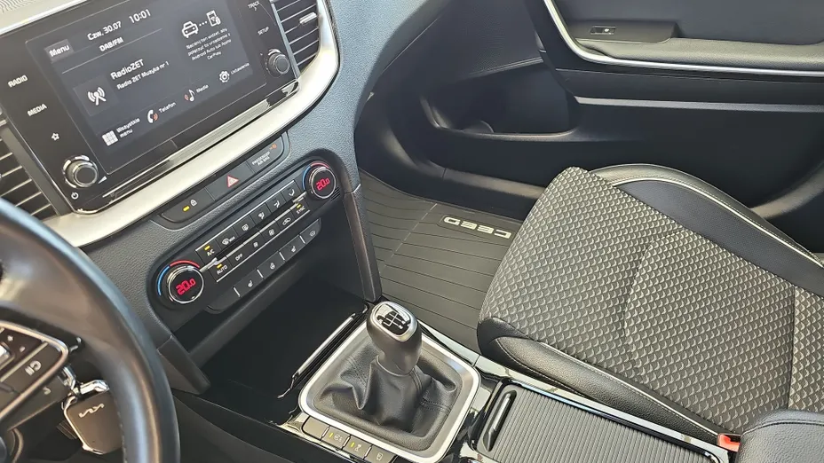 KIA Cee'd Ceed 1.5 T-GDI L