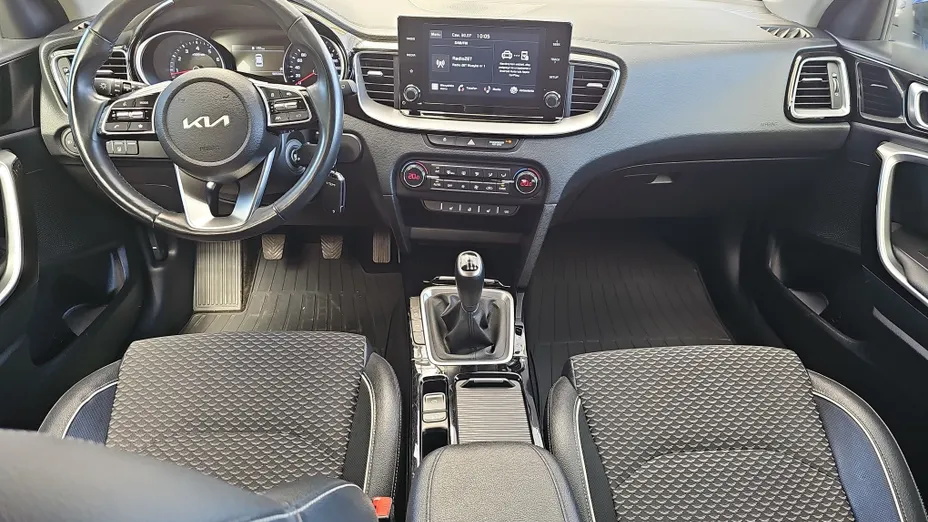 KIA Cee'd Ceed 1.5 T-GDI L