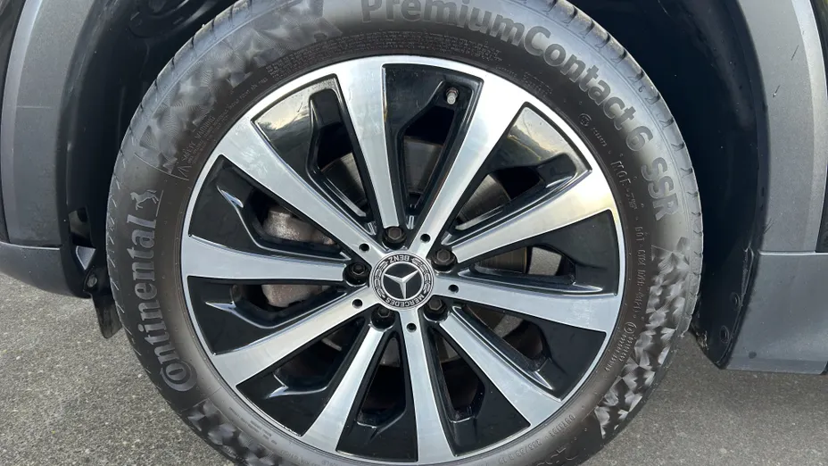 MERCEDES-BENZ GLB GLB 200 Progressive 7G-DCT