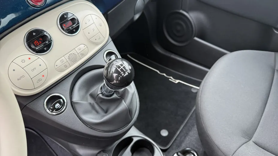 FIAT 500 500C 1.0 Hybrid Dolcevita