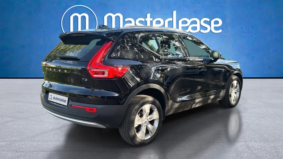 VOLVO XC40 XC40 T3 Momentum Pro aut
