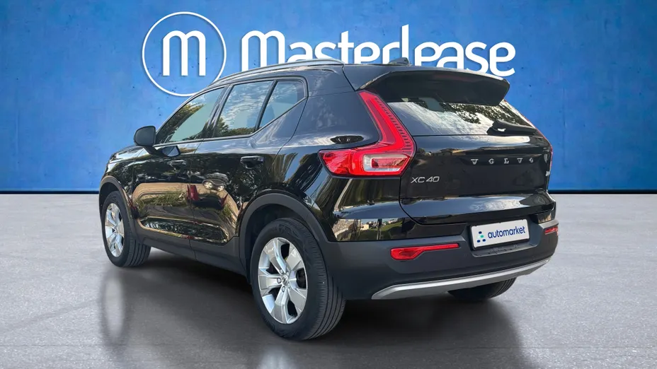 VOLVO XC40 XC40 T3 Momentum Pro aut