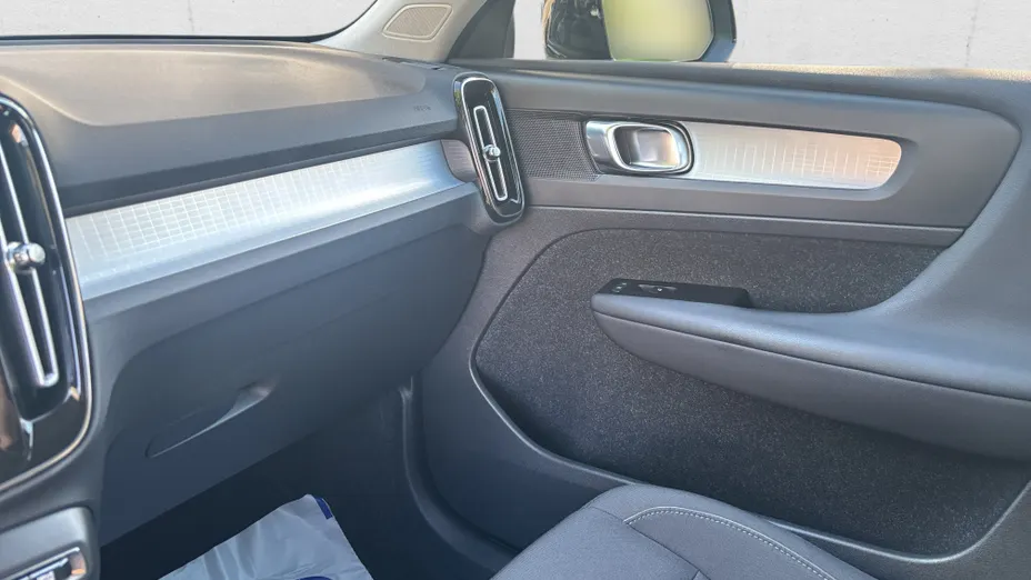 VOLVO XC40 XC40 T3 Momentum Pro aut