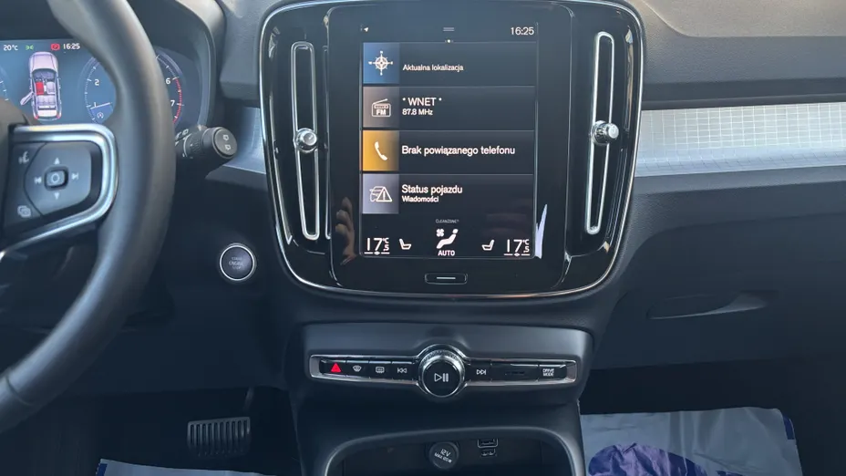 VOLVO XC40 XC40 T3 Momentum Pro aut