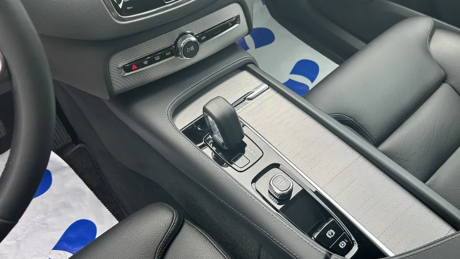 VOLVO XC90 XC90 B5 B AWD Plus Bright 7os aut