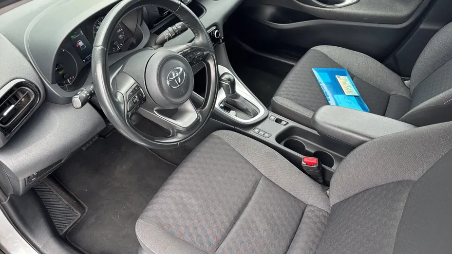 TOYOTA Yaris Yaris Hybrid 1.5 Comfort