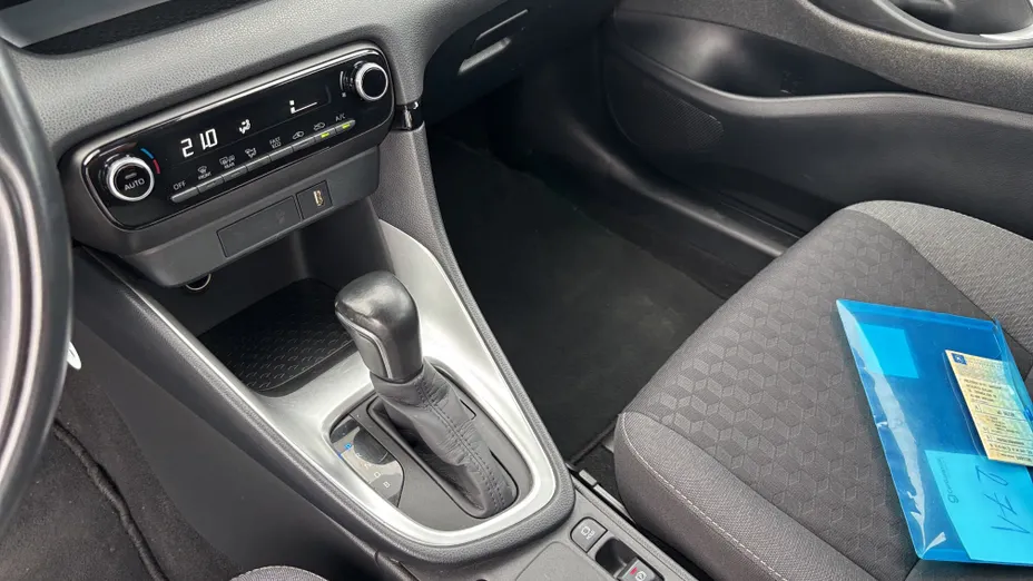 TOYOTA Yaris Yaris Hybrid 1.5 Comfort