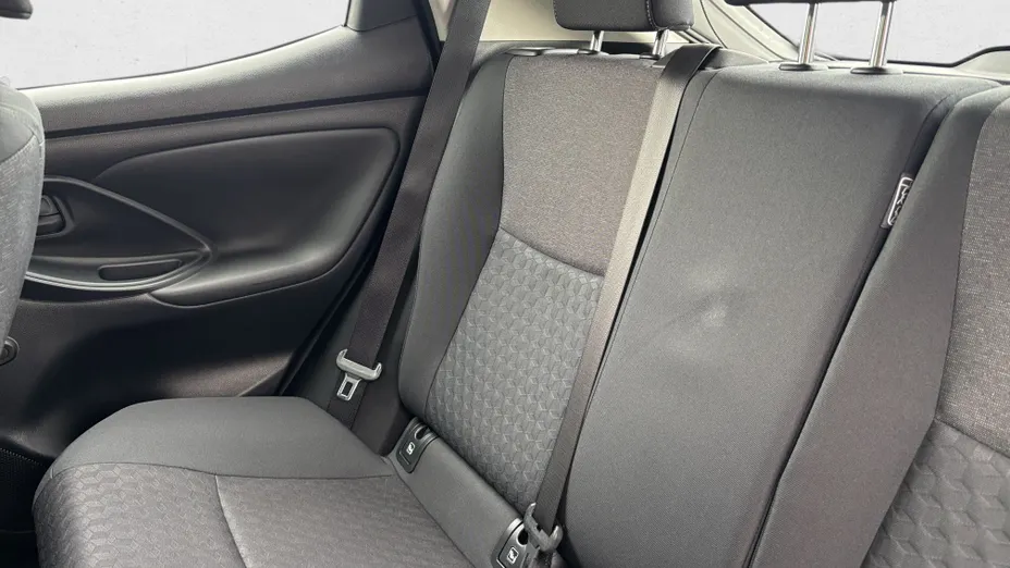 TOYOTA Yaris Yaris Hybrid 1.5 Comfort
