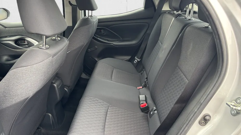 TOYOTA Yaris Yaris Hybrid 1.5 Comfort