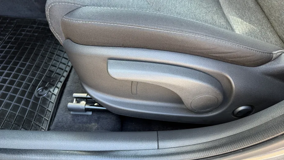 HYUNDAI i30 i30 1.0 T-GDI Smart