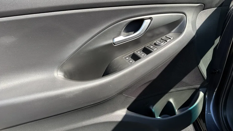 HYUNDAI i30 i30 1.0 T-GDI Smart