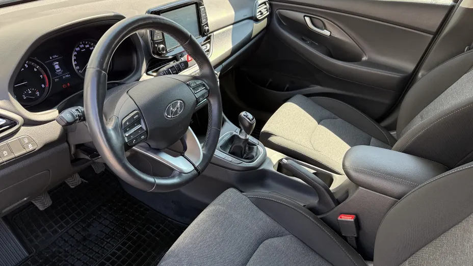 HYUNDAI i30 i30 1.0 T-GDI Smart