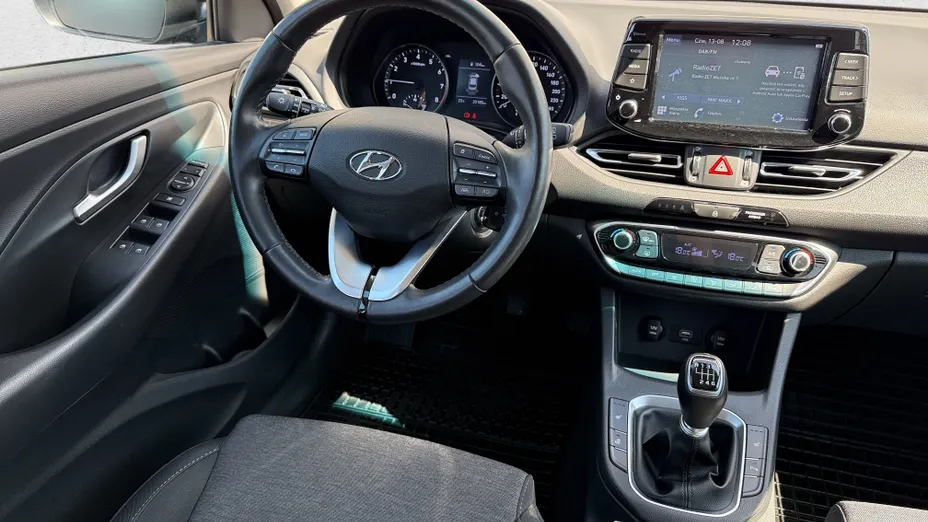HYUNDAI i30 i30 1.0 T-GDI Smart