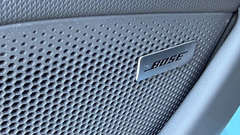 PORSCHE Taycan -