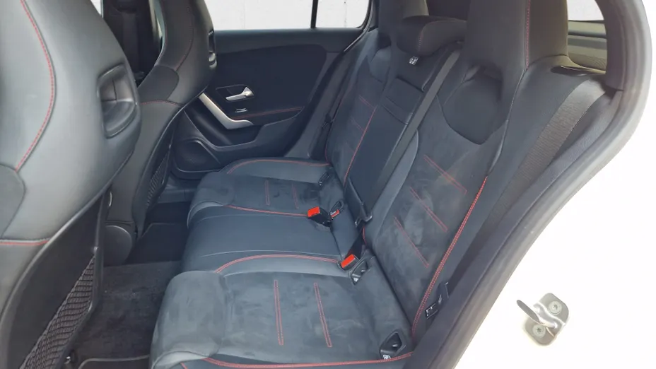 MERCEDES-BENZ A Klasa A 200 AMG Line 7G-DCT