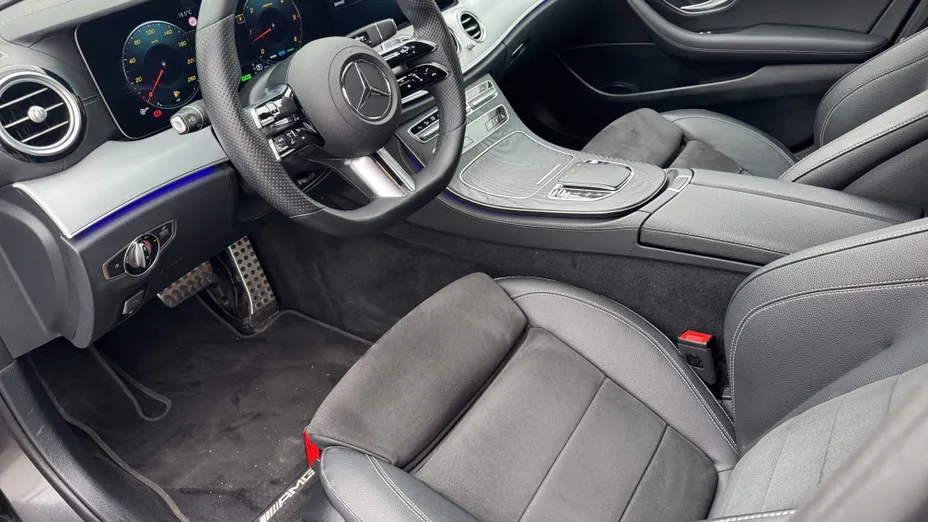 MERCEDES-BENZ E Klasa E 220 d 4-Matic AMG