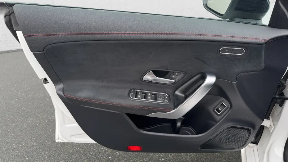MERCEDES-BENZ CLA CLA 200 mHEV AMG Line 7G-DCT