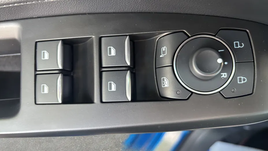 FORD Focus Focus 1.0 EcoBoost mHEV ST-Line X aut