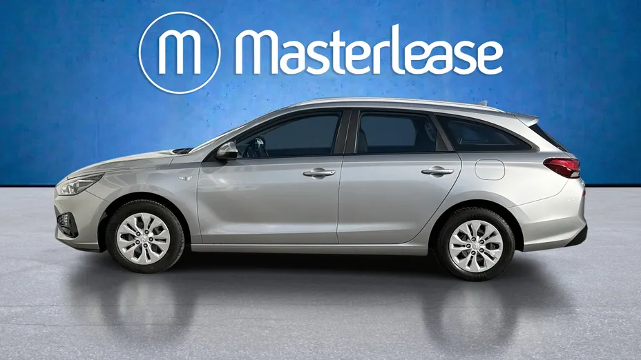 HYUNDAI i30 i30 1.5 DPI Classic +
