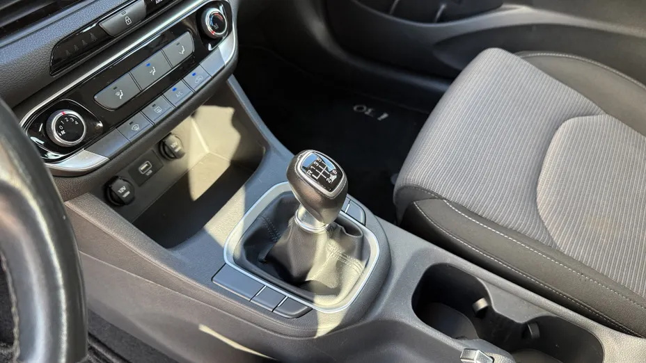 HYUNDAI i30 i30 1.5 DPI Classic +