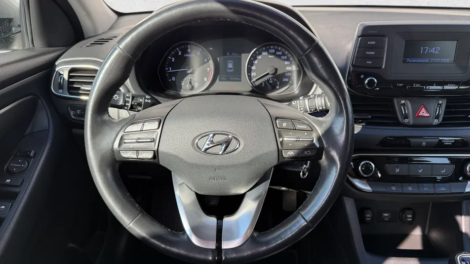 HYUNDAI i30 i30 1.5 DPI Classic +