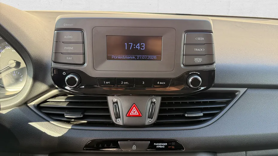 HYUNDAI i30 i30 1.5 DPI Classic +