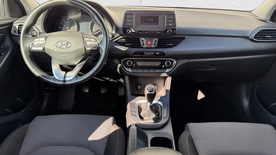 HYUNDAI i30 i30 1.5 DPI Classic +