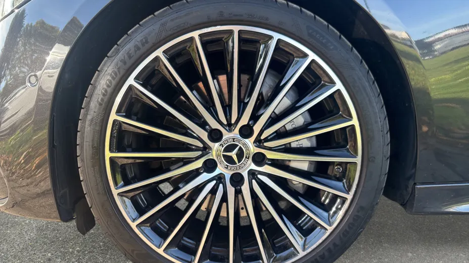 MERCEDES-BENZ C Klasa C 220 d mHEV 4-Matic AMG