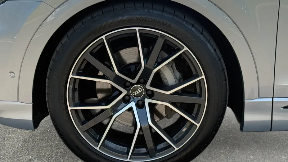 AUDI Q8 / E-Tron Q8 50 TDI mHEV Quattro Tiptronic