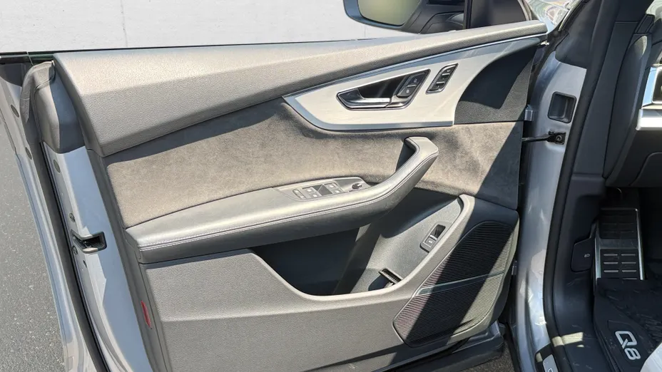 AUDI Q8 / E-Tron Q8 50 TDI mHEV Quattro Tiptronic