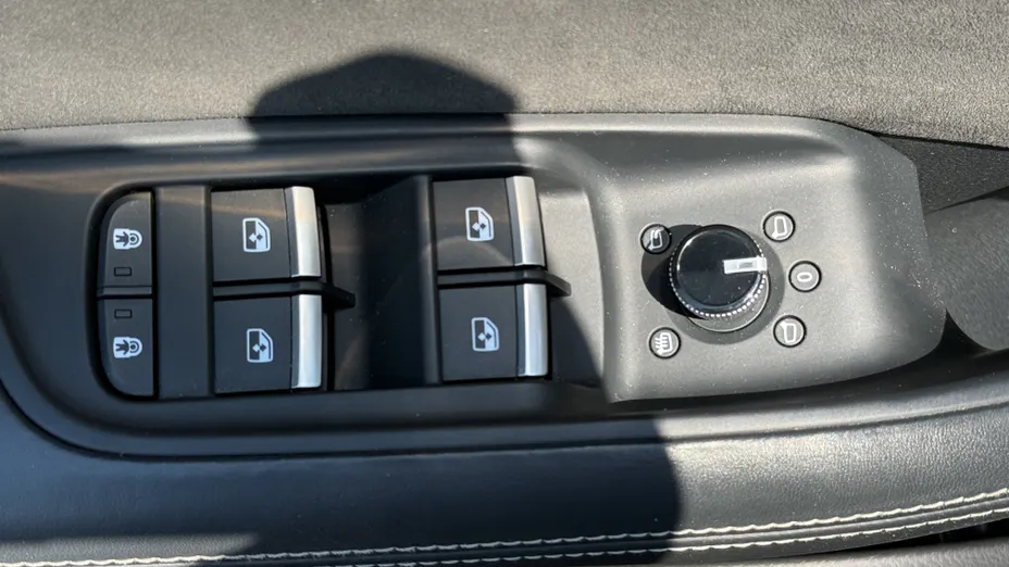 AUDI Q8 / E-Tron Q8 50 TDI mHEV Quattro Tiptronic