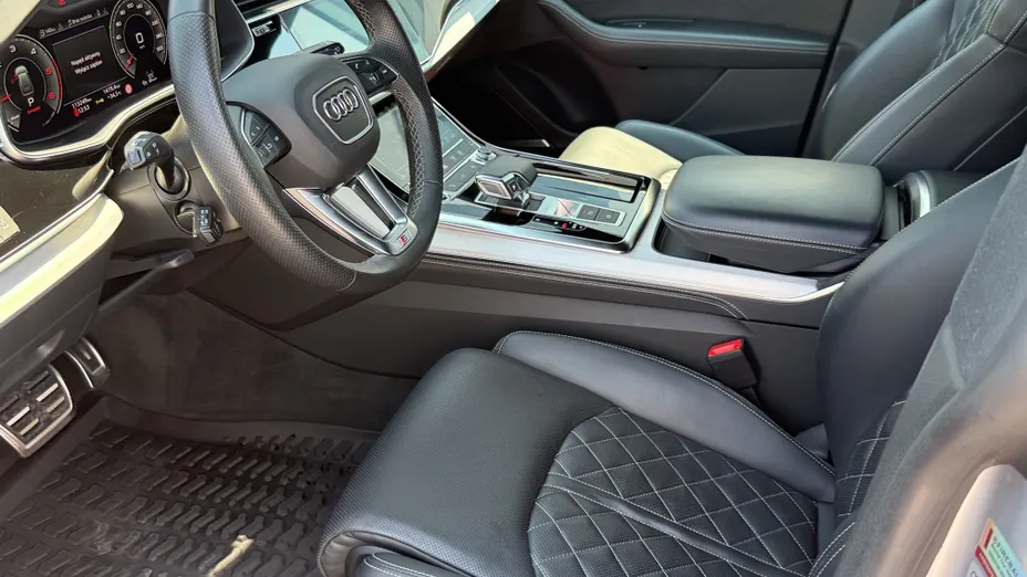 AUDI Q8 / E-Tron Q8 50 TDI mHEV Quattro Tiptronic
