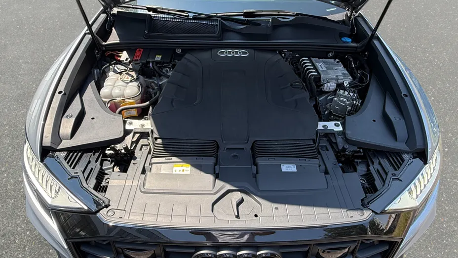 AUDI Q8 / E-Tron Q8 50 TDI mHEV Quattro Tiptronic