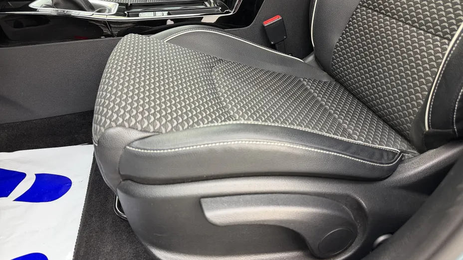 KIA Cee'd Ceed 1.5 T-GDI Business Line